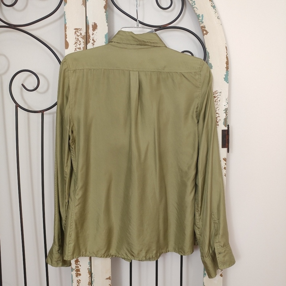 GAP silk olive green button-down shirt medium - Picture 3 of 5